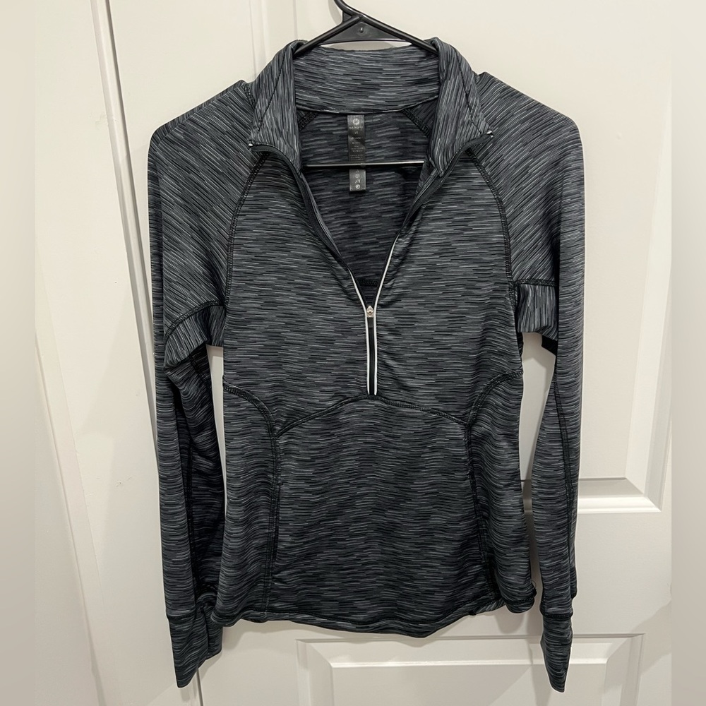 fitted athletic top